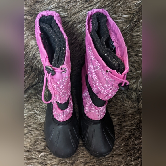 Kamik Child's Sturdy Pink Boots- 4 - Picture 1 of 11
